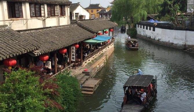 鲁媒：泽卡受伤部位没完全消肿，短时间恢复最佳水平可能性下降